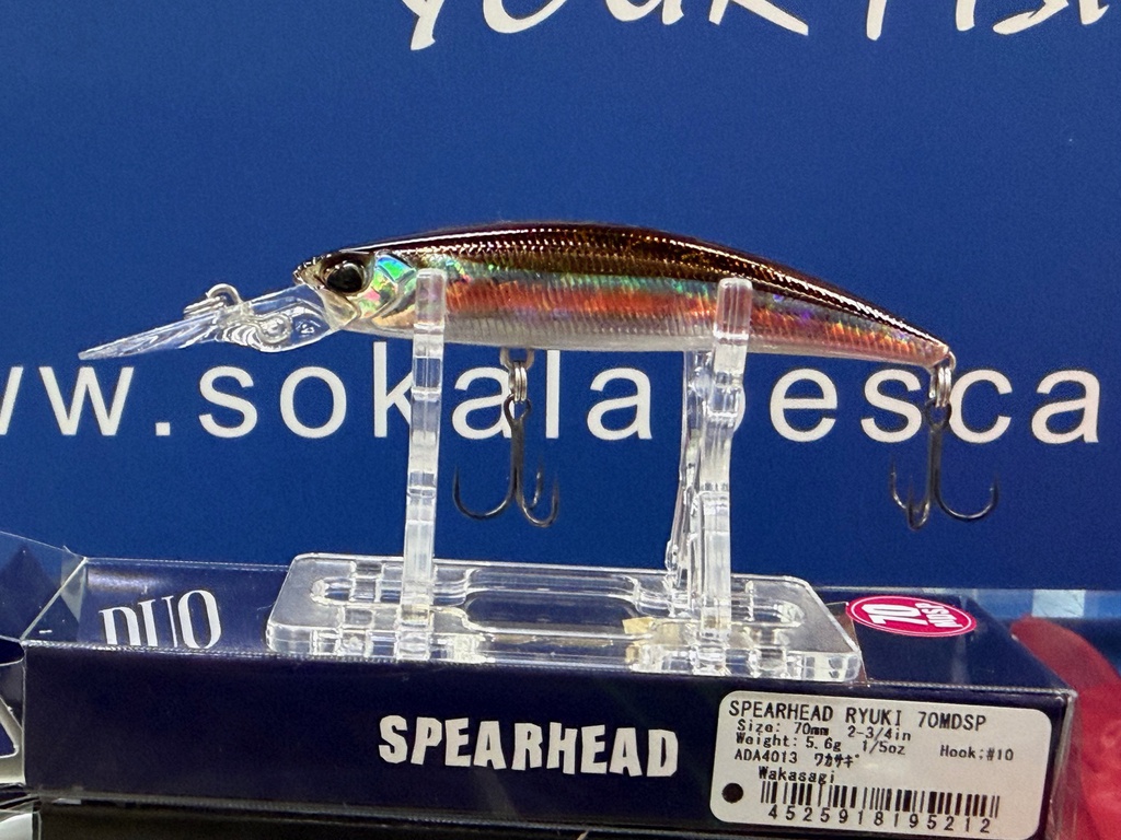 SEÑUELOS DUO RYUKI 70MDSP SPEARHEAD  ADA4013 WAKASAGI